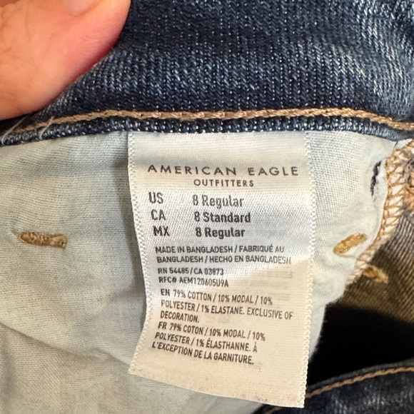 American Eagle Outfitters Tomgirl Jeans - Picture 4 of 7